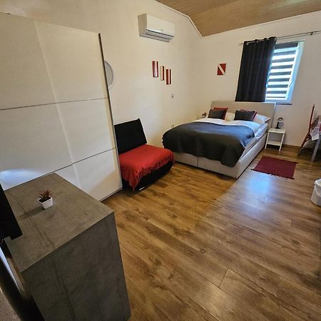 דירות רקוביצה House Petra מראה חיצוני תמונה